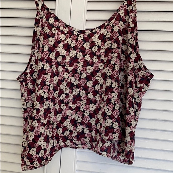 Aritzia Talula Cropped Flower Camisole - Picture 2 of 5